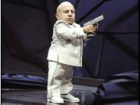 
   'Mini-Me' has   
   a very large 
   piece.  Played by   
   VERNE TROYER 
